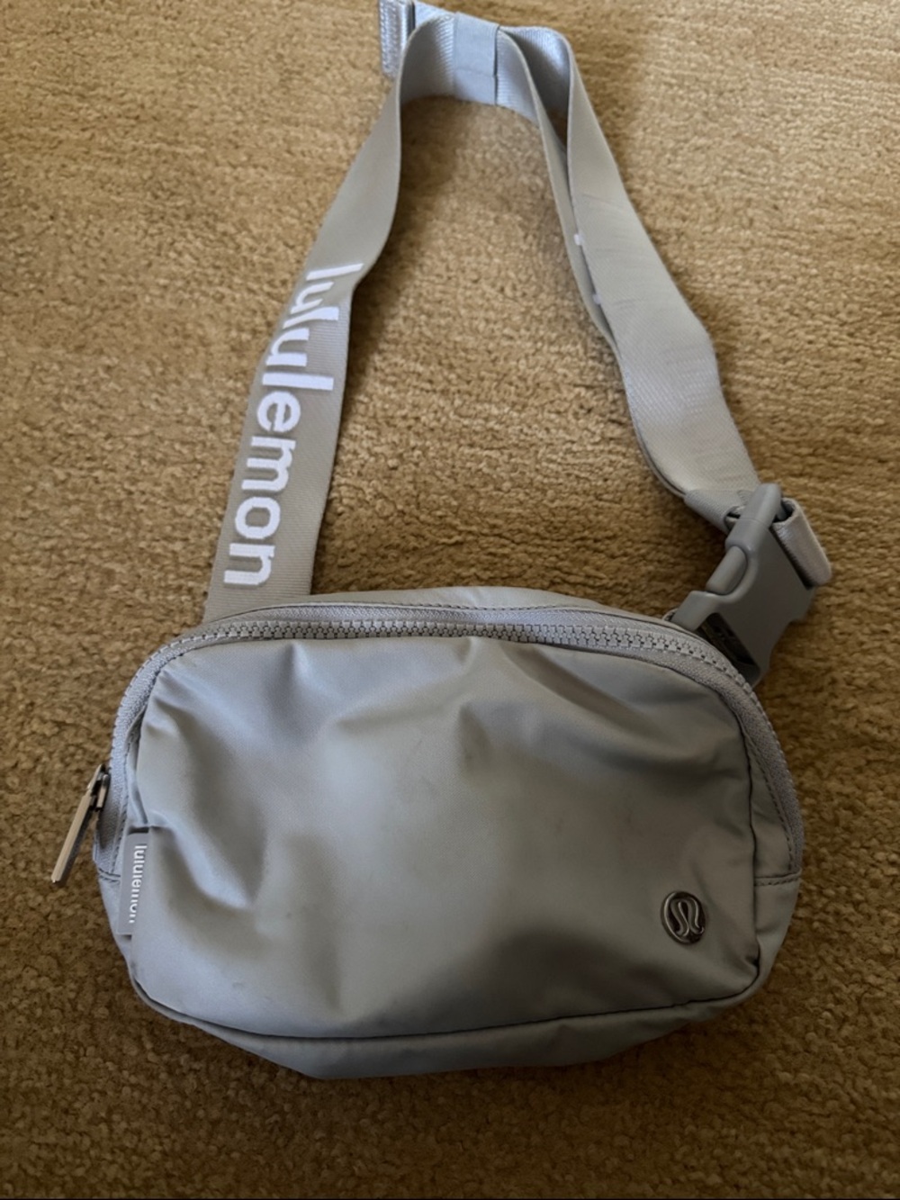 Women’s Soft Gray Shoulder Bag - Minimalist Everyday Tote